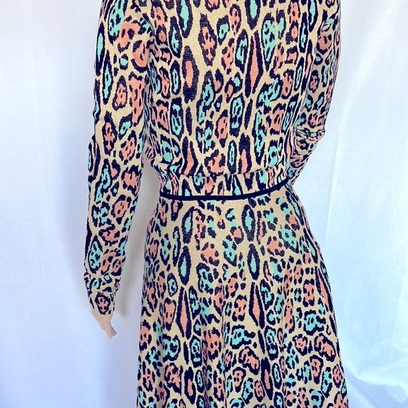 FREE SHIPPING!! BCBG Silk and Cotton Leopard Dress - Picture 4 of 7